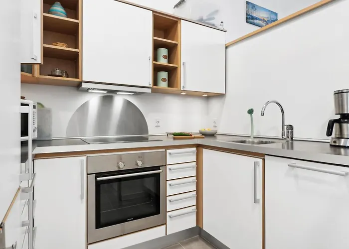 Vakantiehuis Ewelina - 150m From The Sea By Interhome *