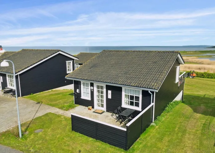 Vakantiehuis Ewelina - 150m From The Sea By Interhome